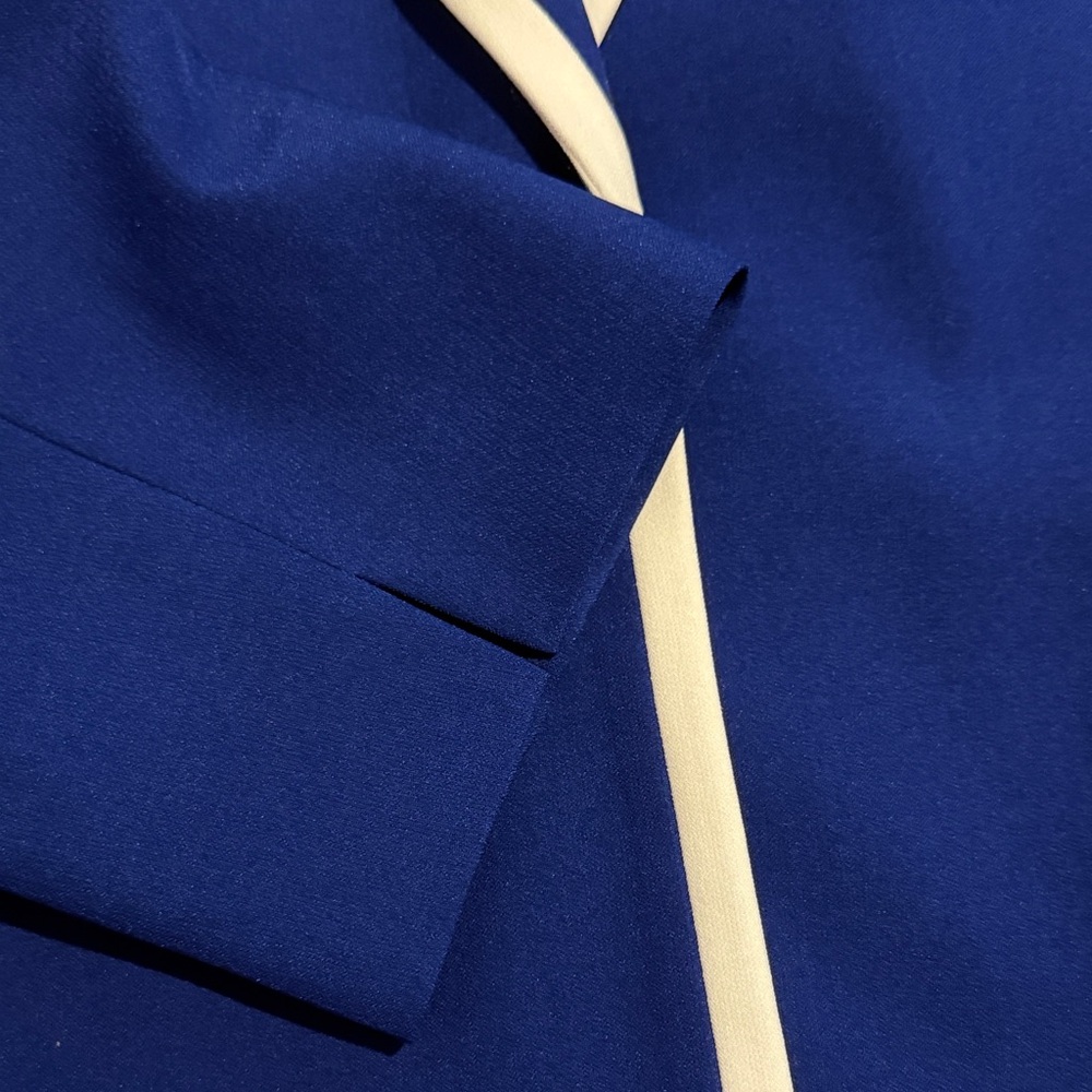 Evan Picone Royal Blue Blazer with White Trim - Picture 4 of 6
